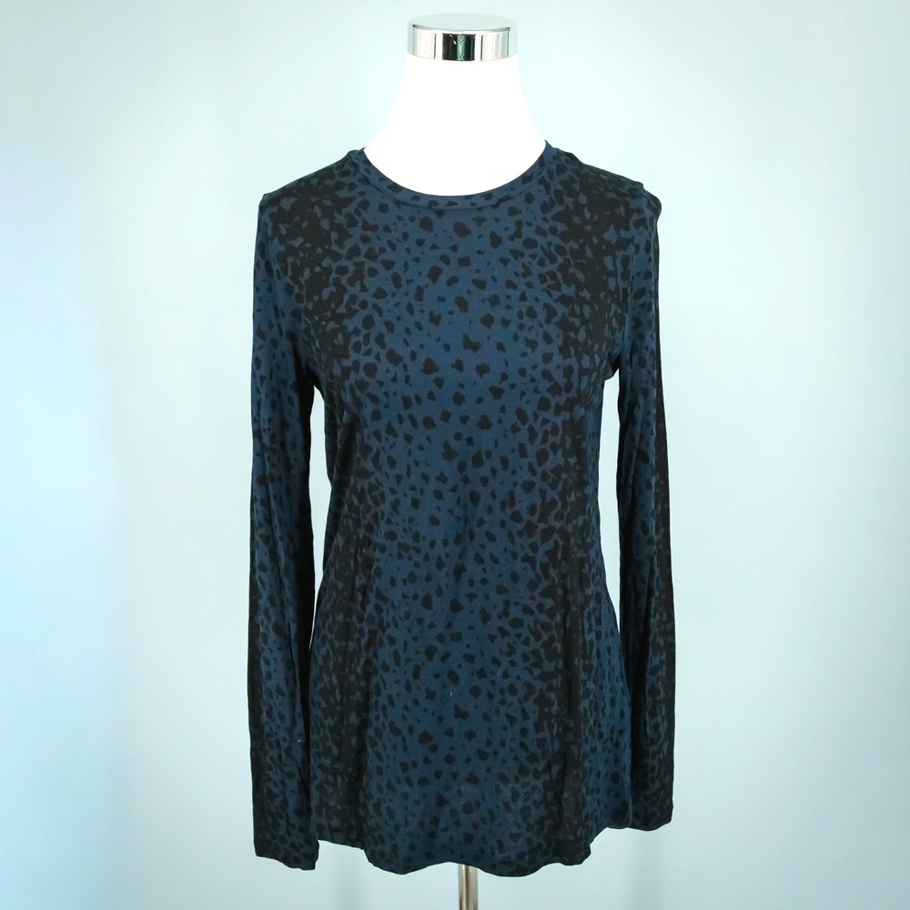 Vince Size Small S Blue Black Animal Print Crew Neck Long Sleeve Knit Top Blouse